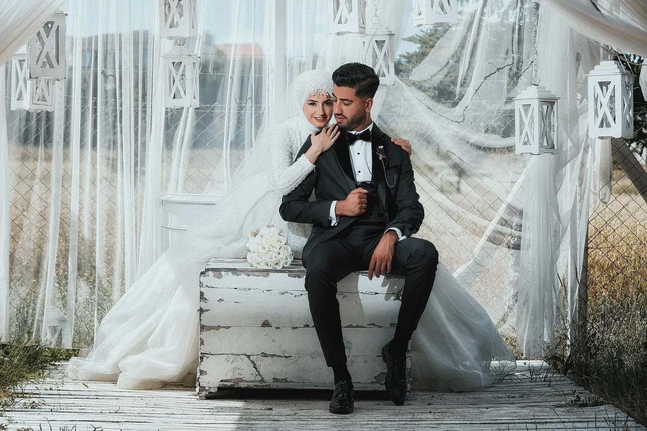 wedding, newlyweds, couple, bride and groom, marriage, love, wedding photoshoot, muslim wedding, rustic aesthetic, muslim wedding, muslim wedding, muslim wedding, muslim wedding, muslim wedding. Wedding planning services packages: how to define scope