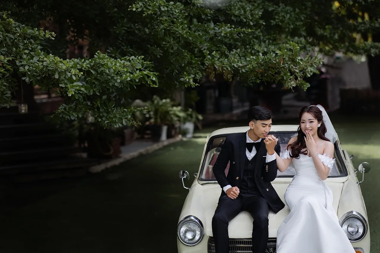 couple, wedding, marriage, love, romance, man, woman, portrait, groom, bride. Wedding planning services and packages guide